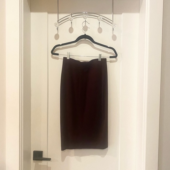 Aritzia - Wilfred - Pencil Skirt - Burgundy - Size Small (S) - Picture 1 of 3